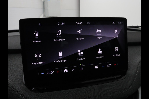 Škoda ENYAQ iV 60 | Trekhaak | Half leder | Carplay | Navigatie | Full LED | 19'' | Cruise control | Sfeerverlichting | Parkeerhulp | Climate control