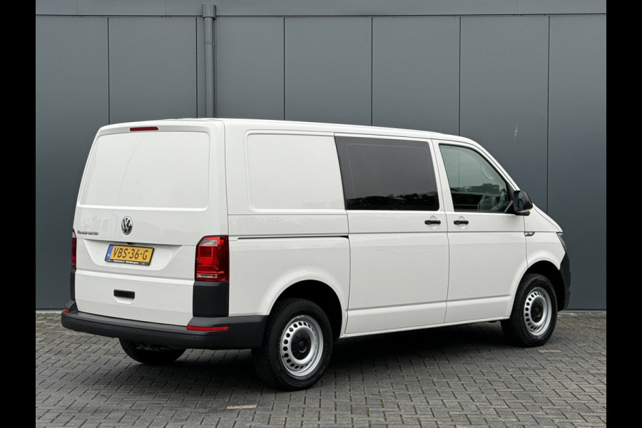 Volkswagen Transporter 2.0 TDI 102 PK / L1H1 / 1e EIG. / ACHTERKLEP / AIRCO / CRUISE / CAMERA / VERWARMDE VOORRUIT