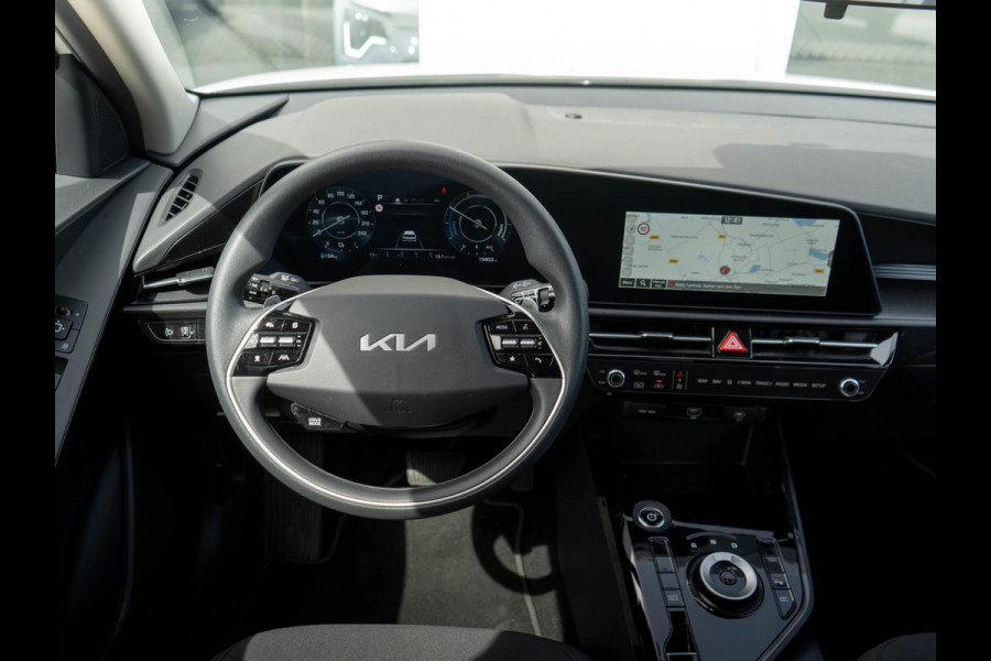 Kia Niro EV Light Edition 64.8 kWh | Navigatie | Achteruitrijcamera | Airco | Cruise control Adaptief |