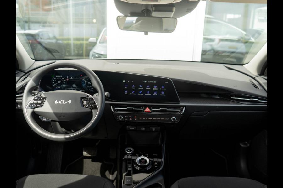 Kia Niro EV Light Edition 64.8 kWh | Navigatie | Achteruitrijcamera | Airco | Cruise control Adaptief |