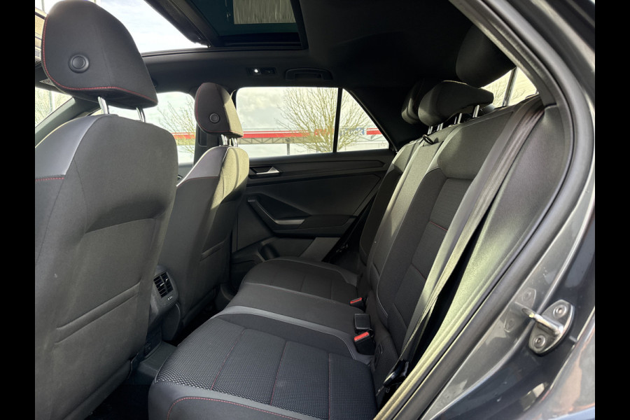 Volkswagen T-Roc 1.5 TSI Sport Business R-line | BTW | Vitrual | Pano | Trekhaak | Carplay | Navi