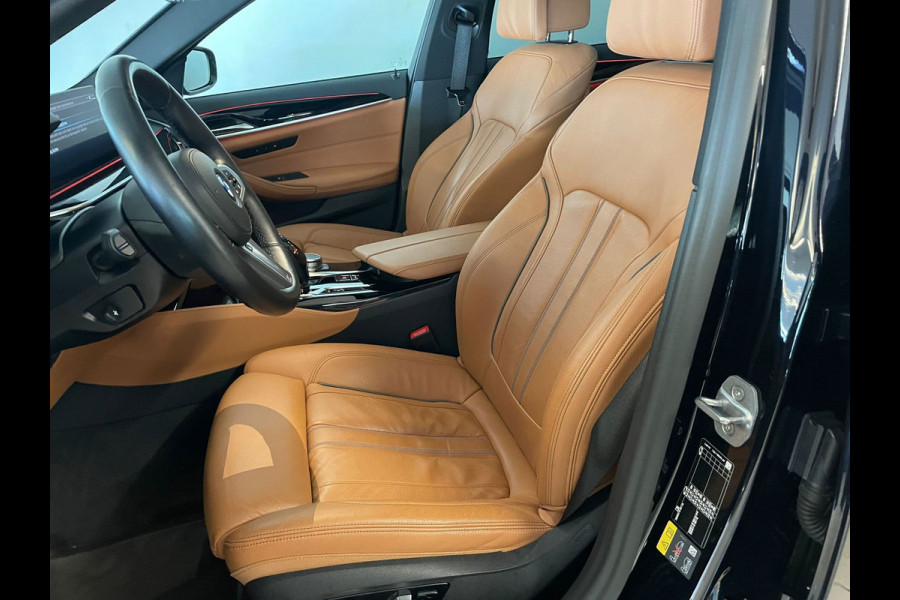 BMW 5 Serie Touring 530e Business Edition Plus AUTOMAAT AIRCO NAVI CRUISE PANO LEDER VELGEN CAMERA NIEUWSTAAT