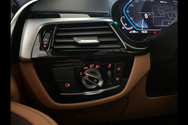 BMW 5 Serie Touring 530e Business Edition Plus AUTOMAAT AIRCO NAVI CRUISE PANO LEDER VELGEN CAMERA NIEUWSTAAT