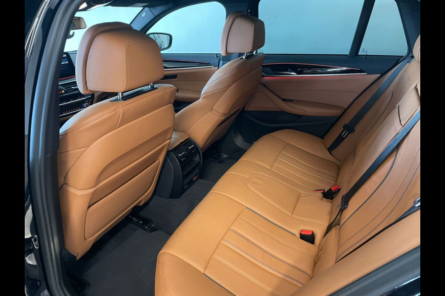 BMW 5 Serie Touring 530e Business Edition Plus AUTOMAAT AIRCO NAVI CRUISE PANO LEDER VELGEN CAMERA NIEUWSTAAT
