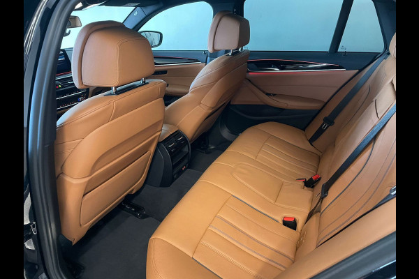BMW 5 Serie Touring 530e Business Edition Plus AUTOMAAT AIRCO NAVI CRUISE PANO LEDER VELGEN CAMERA NIEUWSTAAT