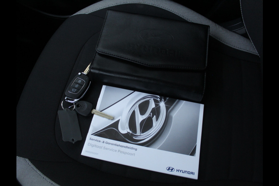 Hyundai i10 1.0 Comfort AIRCO | CRUISE | LED | DAB | CARPLAY | CV | ELRM | STB