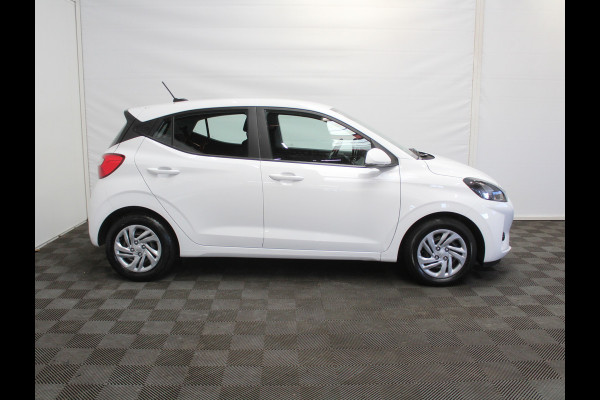 Hyundai i10 1.0 Comfort AIRCO | CRUISE | LED | DAB | CARPLAY | CV | ELRM | STB