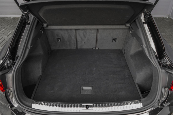 Audi Q3 Sportback 35 TFSI S Edition Pano Zwart Optiek Virtual Cockp 20"