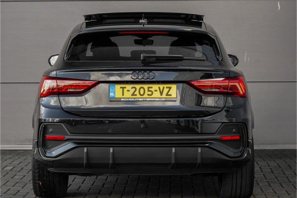 Audi Q3 Sportback 35 TFSI S Edition Pano Zwart Optiek Virtual Cockp 20"