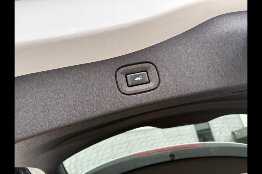 Renault Koleos 1.3 TCe 160pk EDC Initiale Paris | Automaat | VOL! | Trekhaak | Leder | Panoramadak | Stoel- Ventilatie & Verwarming | ACC | Camera |