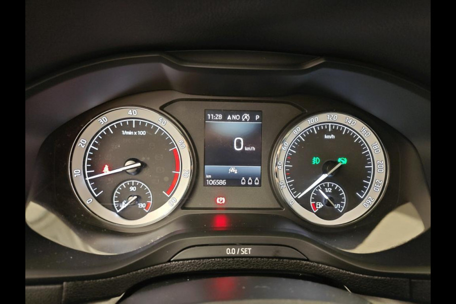 Škoda Karoq 1.5 TSI ACT Business Edition NL-AUTO | NAVI | 150 PK