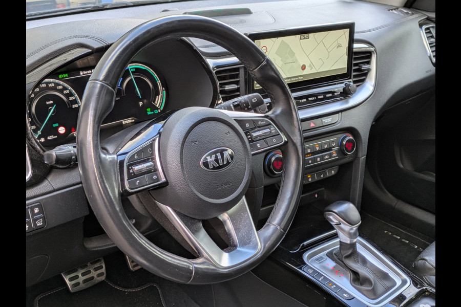 Kia Xceed 1.6 GDi PHEV ExecutiveLine|Panodak|Memory|Stoelkoeling/Verwarming|Adaptive-Cruise|Afn.Trekhaak|Keyless-Entry|Digi-Dash