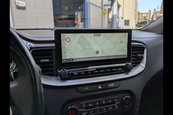 Kia Xceed 1.6 GDi PHEV ExecutiveLine|Panodak|Memory|Stoelkoeling/Verwarming|Adaptive-Cruise|Afn.Trekhaak|Keyless-Entry|Digi-Dash