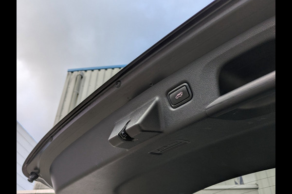 Kia Xceed 1.6 GDi PHEV ExecutiveLine|Panodak|Memory|Stoelkoeling/Verwarming|Adaptive-Cruise|Afn.Trekhaak|Keyless-Entry|Digi-Dash