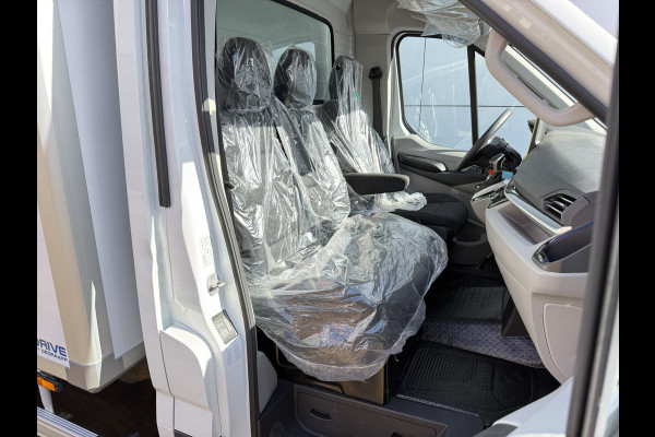 Maxus eDeliver 9 65kWh Elektrisch DHollandia Laadklep 172km WLTP 204PK 80kW Snelladen Carplay Adaptieve Cruise Control LED Airco Koffer Bakwagen Meubelbak