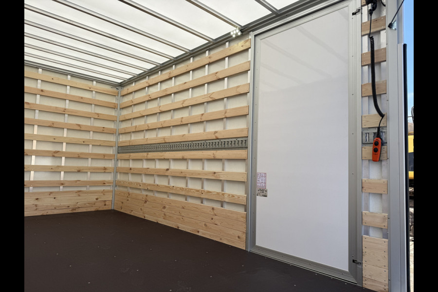 Maxus eDeliver 9 65kWh Elektrisch DHollandia Laadklep 172km WLTP 204PK 80kW Snelladen Carplay Adaptieve Cruise Control LED Airco Koffer Bakwagen Meubelbak