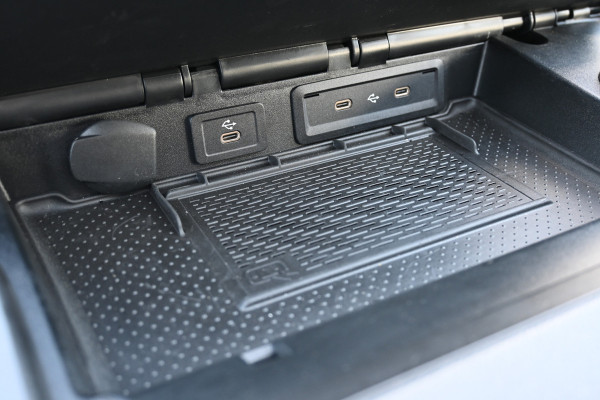 Mercedes-Benz Sprinter 317 CDI L2H2 Pro Geveerde stoel, Navigatie met camera