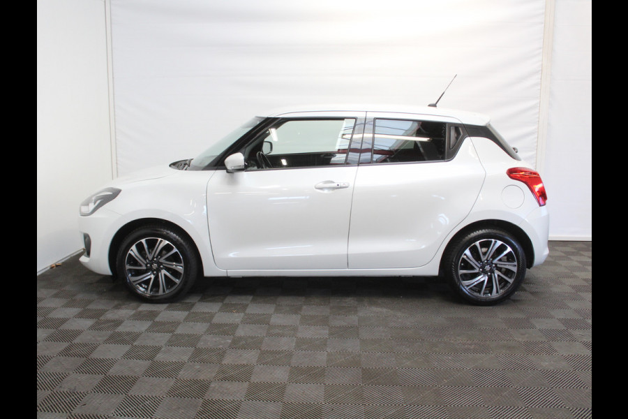 Suzuki Swift 1.2 Style Smart Hybrid CARPLAY | CLIMATE | ADAPCRUISE | DAB | NAVI | LMV16 | CAMERA | PDCA | LED | STOELVERW