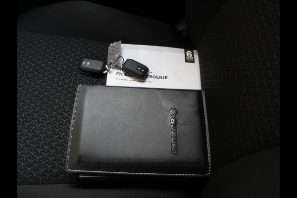 Suzuki Swift 1.2 Style Smart Hybrid CARPLAY | CLIMATE | ADAPCRUISE | DAB | NAVI | LMV16 | CAMERA | PDCA | LED | STOELVERW