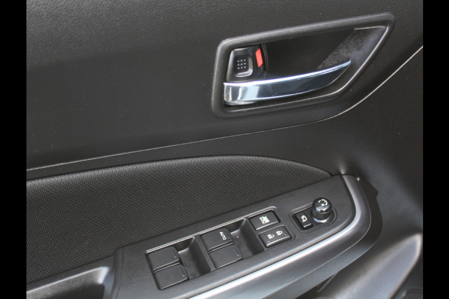 Suzuki Swift 1.2 Style Smart Hybrid CARPLAY | CLIMATE | ADAPCRUISE | DAB | NAVI | LMV16 | CAMERA | PDCA | LED | STOELVERW