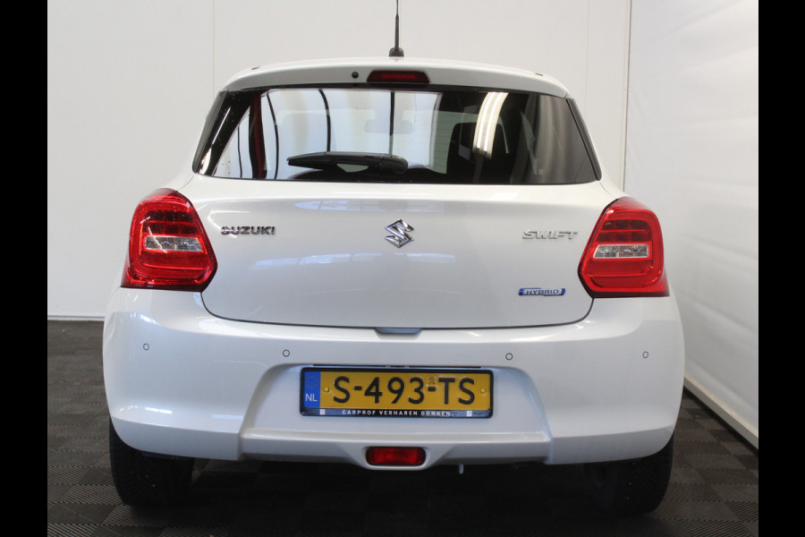 Suzuki Swift 1.2 Style Smart Hybrid CARPLAY | CLIMATE | ADAPCRUISE | DAB | NAVI | LMV16 | CAMERA | PDCA | LED | STOELVERW