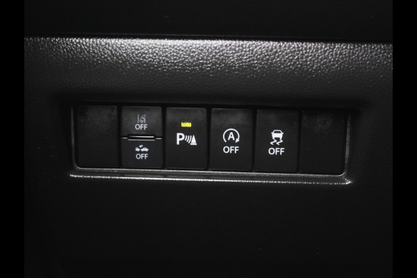 Suzuki Swift 1.2 Style Smart Hybrid CARPLAY | CLIMATE | ADAPCRUISE | DAB | NAVI | LMV16 | CAMERA | PDCA | LED | STOELVERW