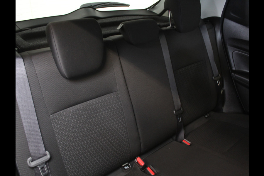 Suzuki Swift 1.2 Style Smart Hybrid CARPLAY | CLIMATE | ADAPCRUISE | DAB | NAVI | LMV16 | CAMERA | PDCA | LED | STOELVERW