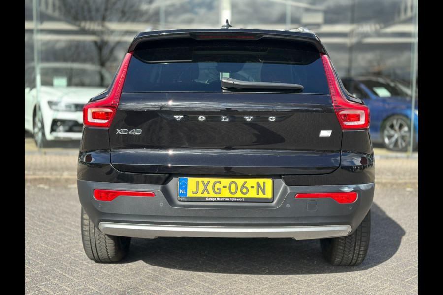 Volvo XC40 1.5 T5 Recharge R-Design | Trekhaak | Panorama dak | Beige Leder | Dealer onderhouden |