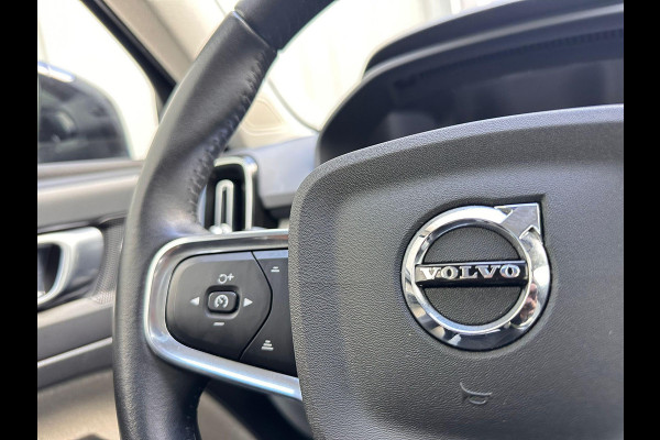 Volvo XC40 1.5 T5 Recharge R-Design | Trekhaak | Panorama dak | Beige Leder | Dealer onderhouden |