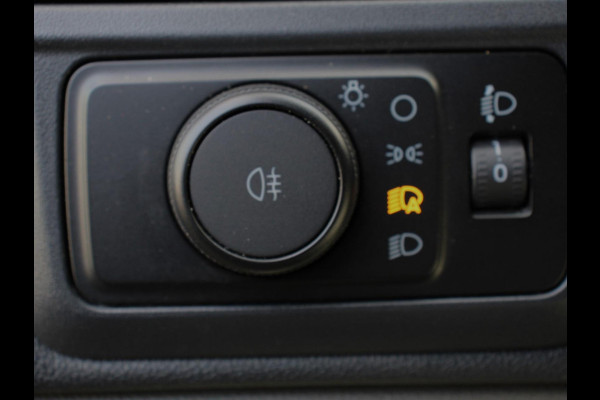 Ford Transit Custom 300 2.0 TDCI L2H1 Automaat Trend Nieuw Model Automaat  | Navigatie | Climate Control | Parkeersensoren | Camera | Lichtmetalen Velgen | Bumpers in kleur | Digitale Cockpit