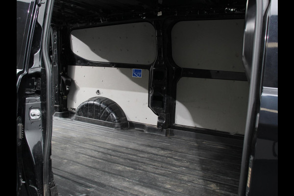 Ford Transit Custom 300 2.0 TDCI L2H1 Automaat Trend Nieuw Model Automaat  | Navigatie | Climate Control | Parkeersensoren | Camera | Lichtmetalen Velgen | Bumpers in kleur | Digitale Cockpit