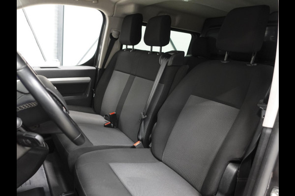 Opel Vivaro 145pk L3H1 Edition Automaat Airco Dubbele cabine Trekhaak Navigatie