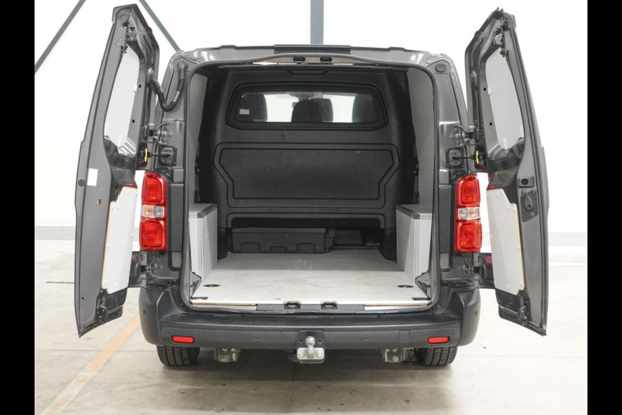 Opel Vivaro 145pk L3H1 Edition Automaat Airco Dubbele cabine Trekhaak Navigatie