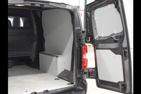 Opel Vivaro 145pk L3H1 Edition Automaat Airco Dubbele cabine Trekhaak Navigatie