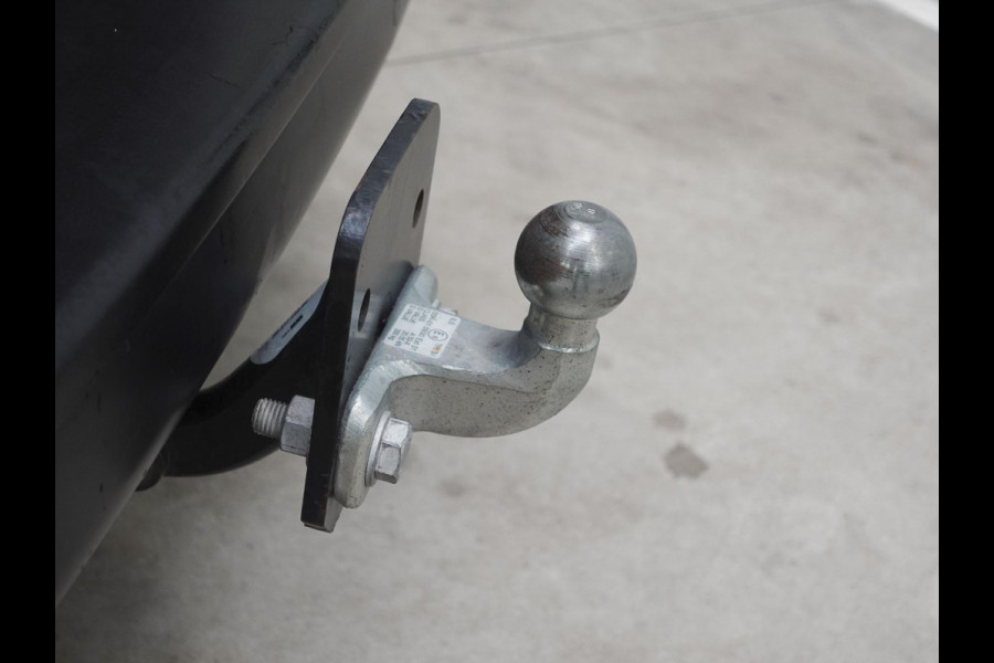 Opel Vivaro 145pk L3H1 Edition Automaat Airco Dubbele cabine Trekhaak Navigatie