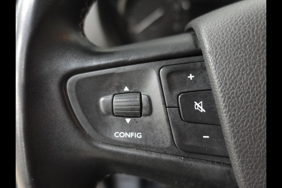 Opel Vivaro 145pk L3H1 Edition Automaat Airco Dubbele cabine Trekhaak Navigatie