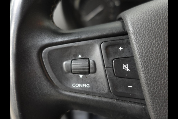 Opel Vivaro 145pk L3H1 Edition Automaat Airco Dubbele cabine Trekhaak Navigatie