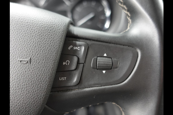 Opel Vivaro 145pk L3H1 Edition Automaat Airco Dubbele cabine Trekhaak Navigatie