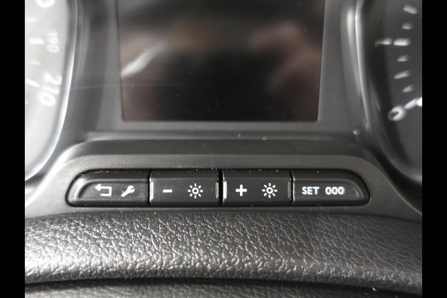 Opel Vivaro 145pk L3H1 Edition Automaat Airco Dubbele cabine Trekhaak Navigatie