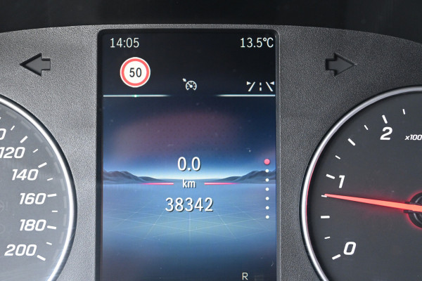 Mercedes-Benz Sprinter 317 CDI L2H2 Pro MBUX Navigatie, Geveerde stoel, Winterpakket, Etc.