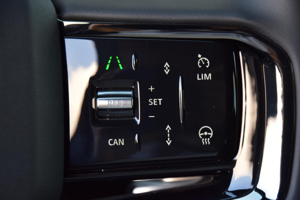 Land Rover Range Rover Velar P400e AWD Dynamic SE PHEV