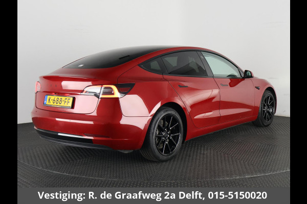 Tesla Model 3 Black Sport Pack RWD Plus 60 kWh 238 PK! | Navigatie | Panoramadak | Camera |