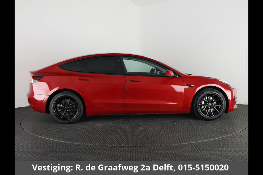 Tesla Model 3 Black Sport Pack RWD Plus 60 kWh 238 PK! | Navigatie | Panoramadak | Camera |