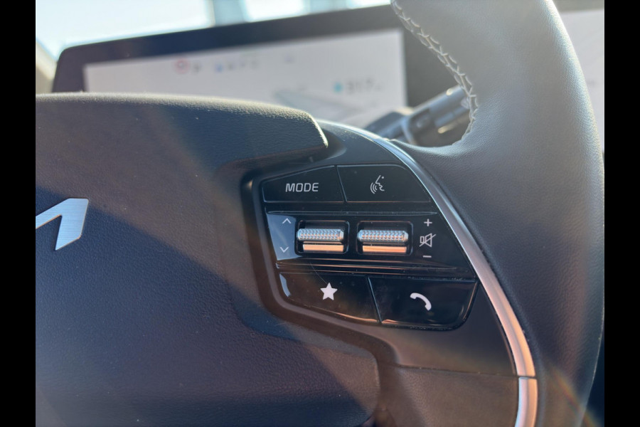 Kia Ev6 GT-Line 77.4 kWh Pano | HUD | MeridianSound | 360-Camera | Alcantara/Leder | Memory Seats | Stoelverkoeling | Apple Carplay & Android Auto