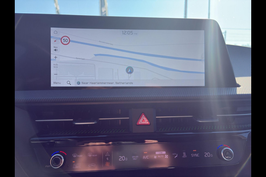 Kia Ev6 GT-Line 77.4 kWh Pano | HUD | MeridianSound | 360-Camera | Alcantara/Leder | Memory Seats | Stoelverkoeling | Apple Carplay & Android Auto