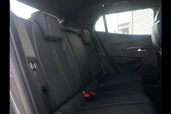 Peugeot e-2008 EV GT 54 kWh Keyless entry