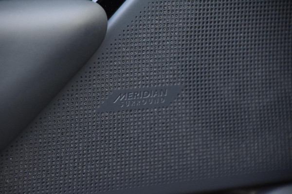 Land Rover Range Rover Velar P400e AWD Dynamic HSE PHEV