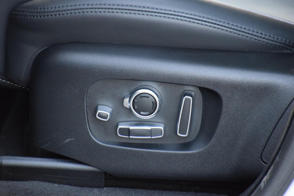 Land Rover Range Rover Velar P400e AWD Dynamic HSE PHEV