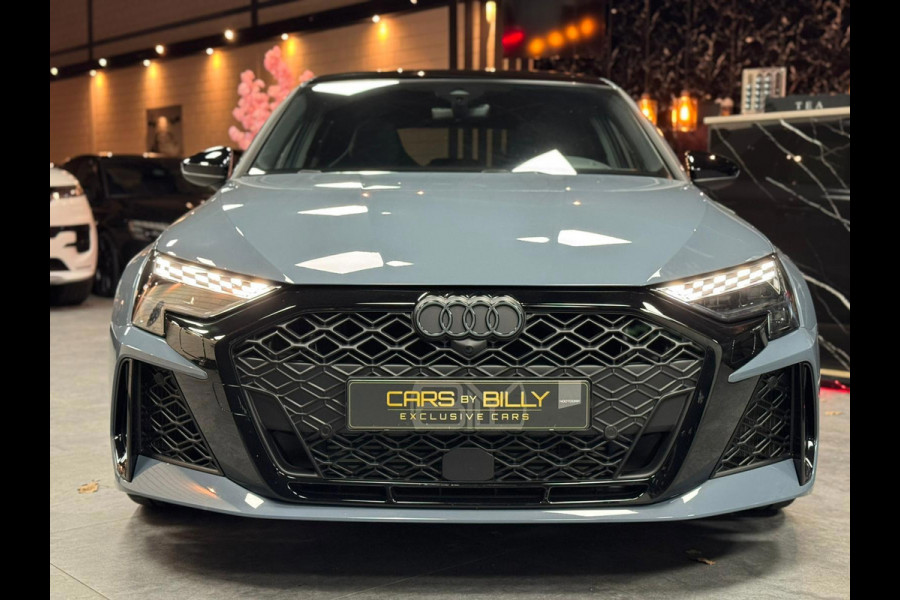 Audi A3 Sportback 2.5 TFSI RS 3 quattro