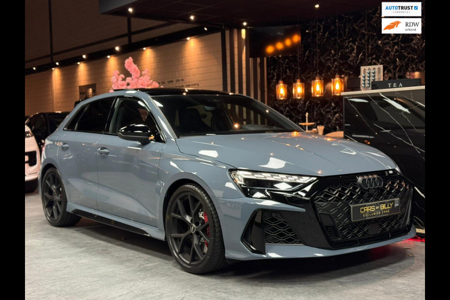 Audi A3 Sportback 2.5 TFSI RS 3 quattro